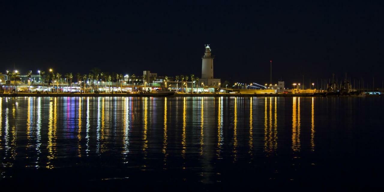 Wonderful Holidays Málaga Extérieur photo